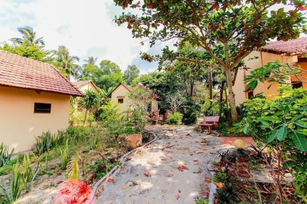 Hotel Thai Tan Tien Resort